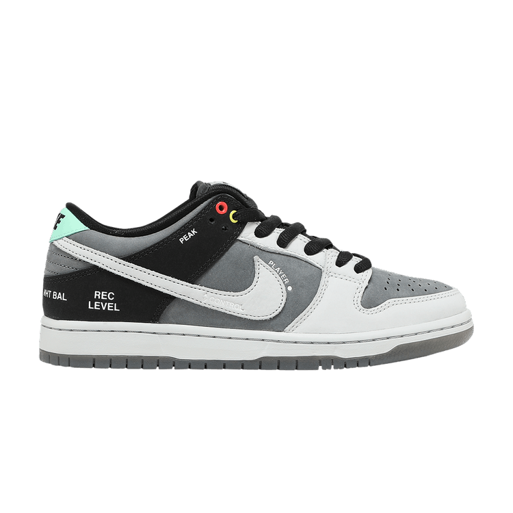 Dunk Low SB 'Camcorder'