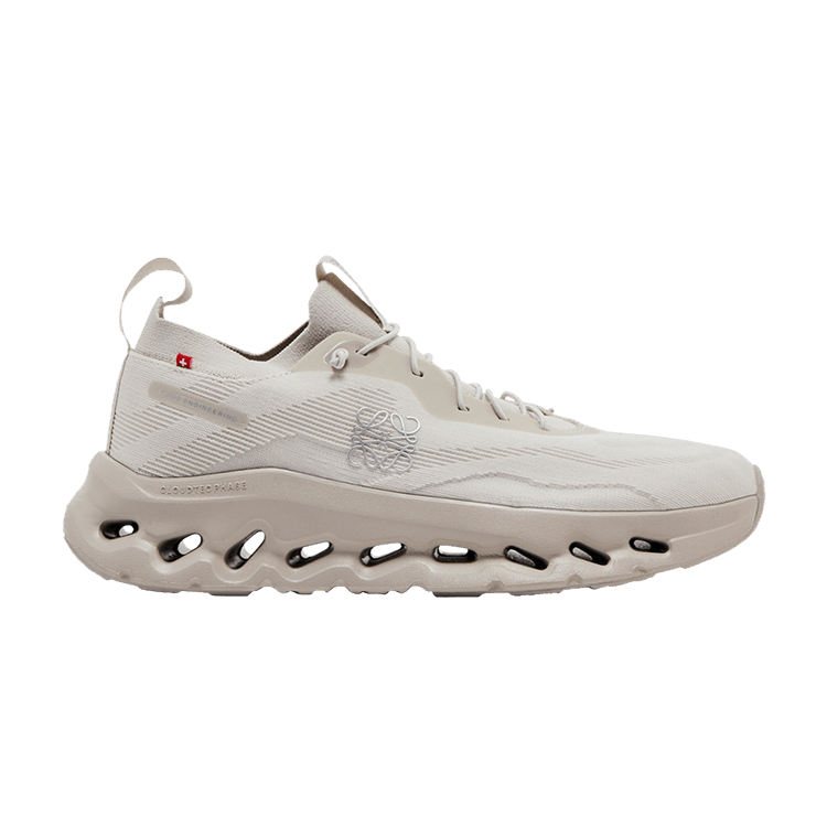 ON Loewe x Wmns Cloudtilt 'Sand'