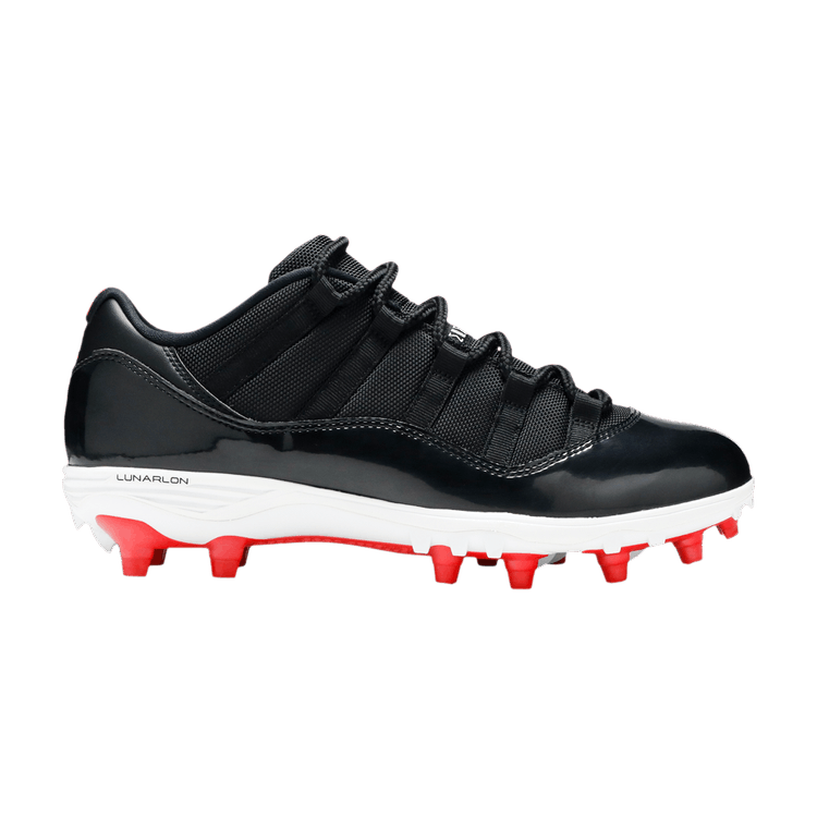 Air Jordan 11 Retro Low Cleat 'Bred'
