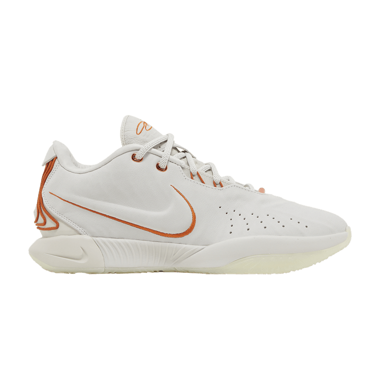 LeBron 21 'Akoya'